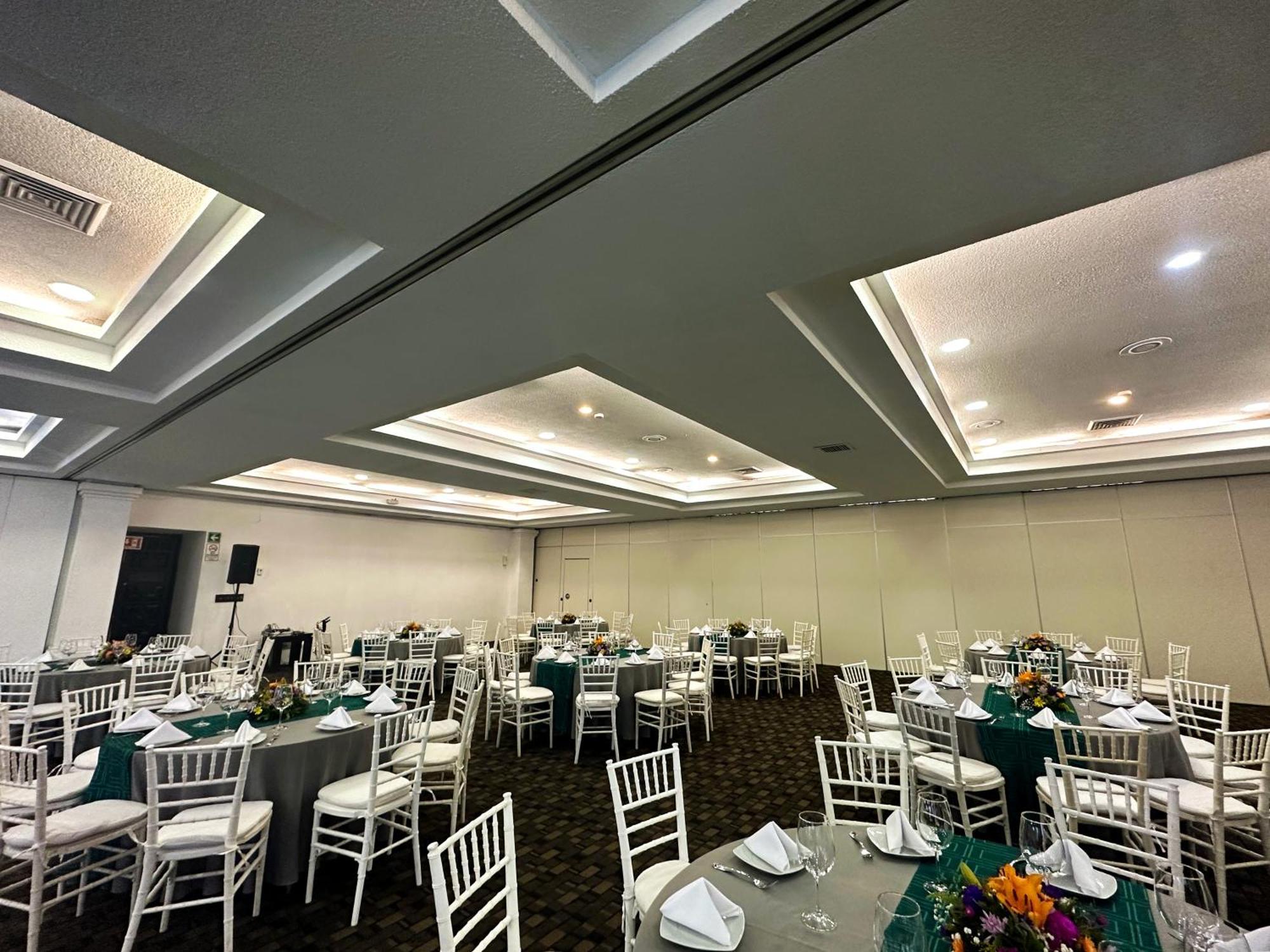 Inhouse Obregon Hotel Ciudad Obregón Buitenkant foto