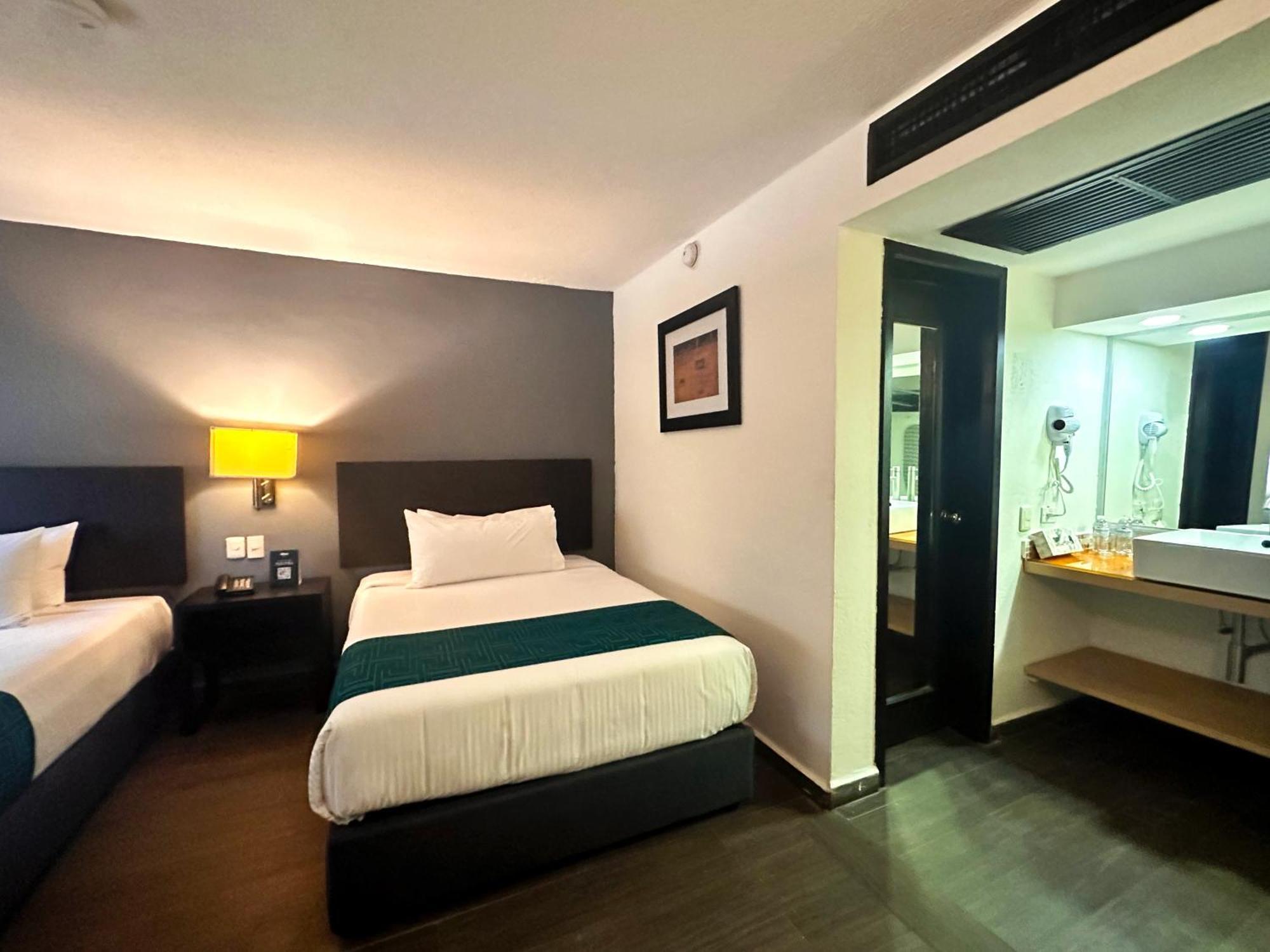 Inhouse Obregon Hotel Ciudad Obregón Buitenkant foto