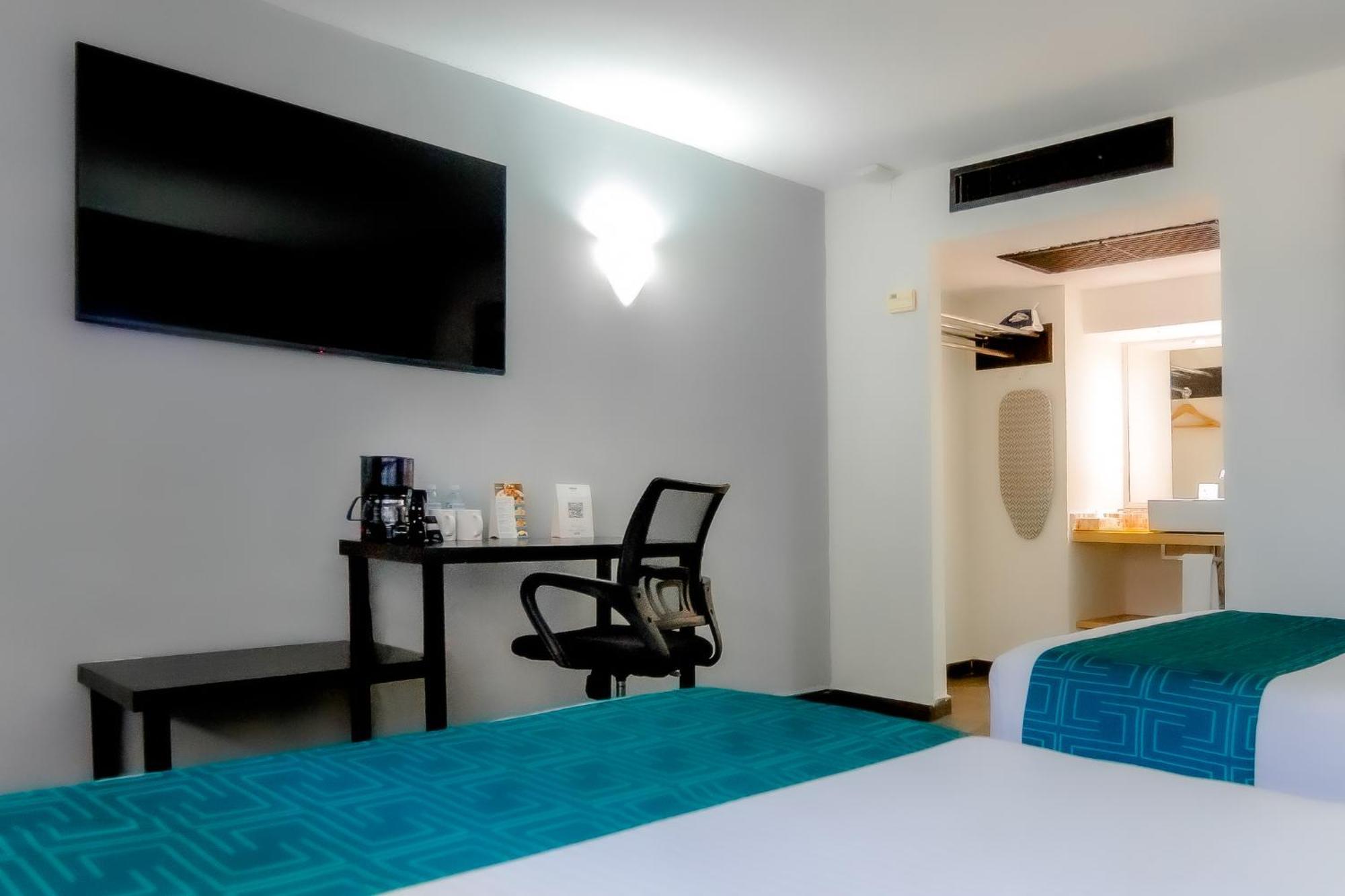 Inhouse Obregon Hotel Ciudad Obregón Buitenkant foto